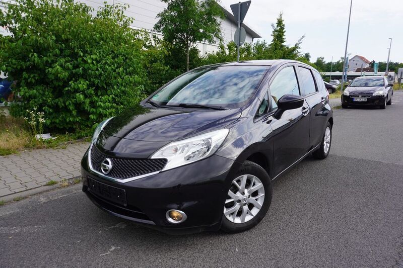 Schwarz Gebraucht 2016 Nissan Note Acenta+ Van / Kleinbus | 7.700 € (Fairer Preis) - Bild 1/4