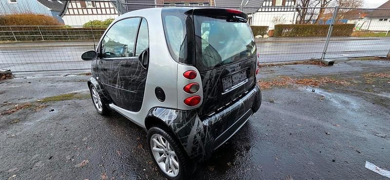 Gebraucht Smart ForTwo Coupé 61 PS (44 kW) 2005 Schwarz Coupé