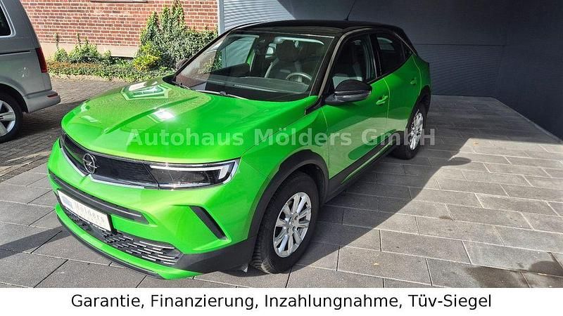 Grün Gebraucht 2021 Opel Mokka SUV | 16.950 € (Fairer Preis) - Bild 1/4