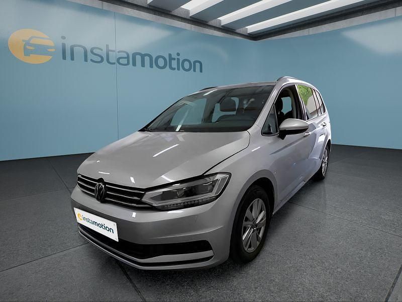 Gebraucht 2022 VW Touran Van / Kleinbus | 29.649 € (Etwas zu teuer) - Bild 1/4