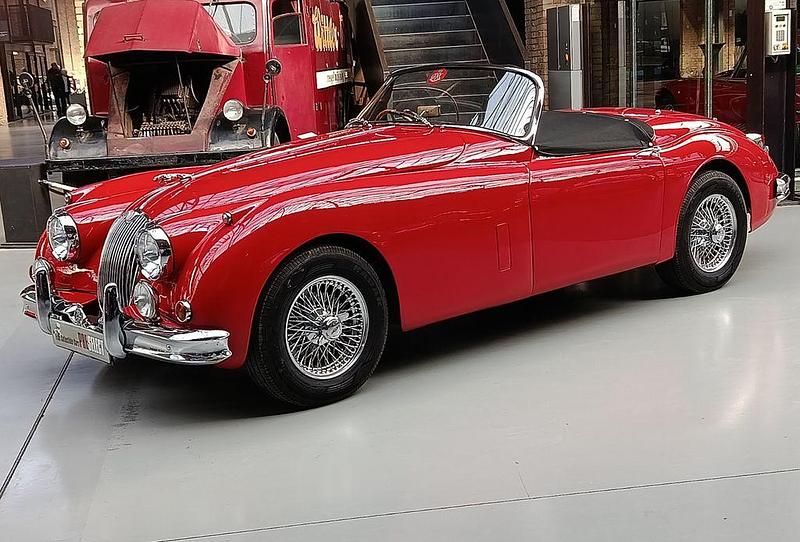Gebraucht Jaguar XK 212 PS (155 kW) 1959 Rot Cabrio