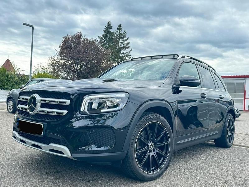 Schwarz Gebraucht 2020 Mercedes GLB250 SUV | 31.300 € (Superpreis) - Bild 1/4