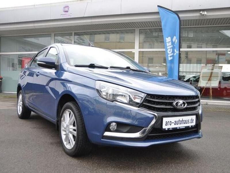 Blau Gebraucht 2017 Lada Vesta Limousine | 8.990 € - Bild 1/4
