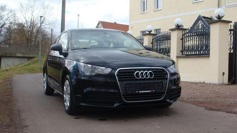 Gebraucht Audi A1 Ambition 90 PS (66 kW) 2013 Schwarz Kleinwagen