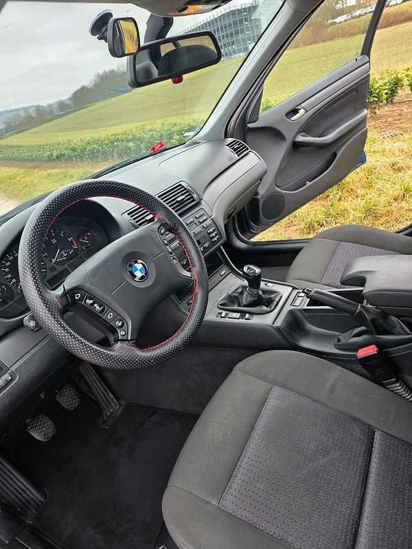 Second-hand BMW 316 2002 Albastru Berlinǎ