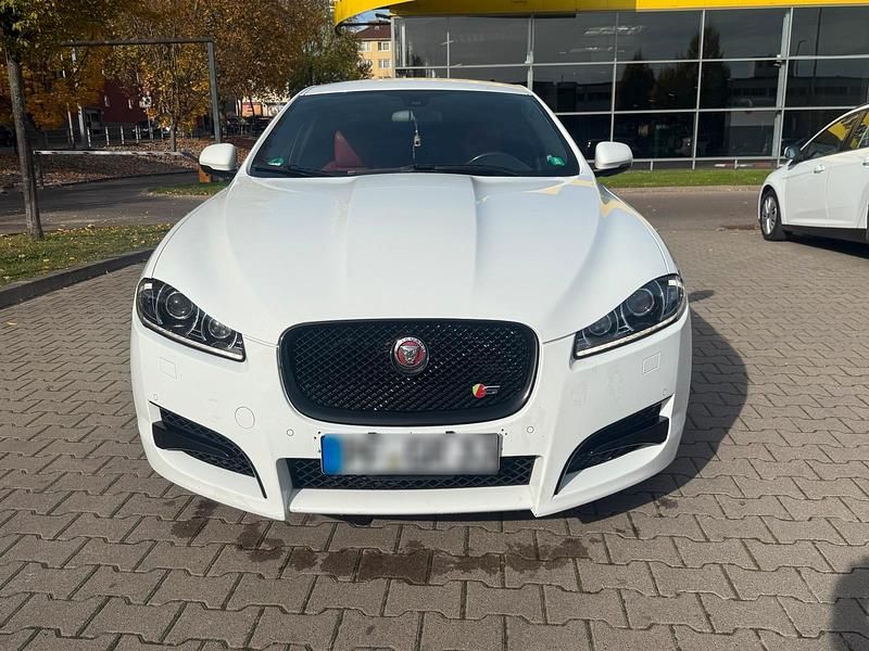 Gebraucht Jaguar XF S 275 PS (202 kW) 2015 Weiß Limousine