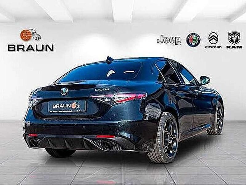 Neu Alfa Romeo Giulia 280 PS (205 kW) 2025 Nero vulcano Limousine