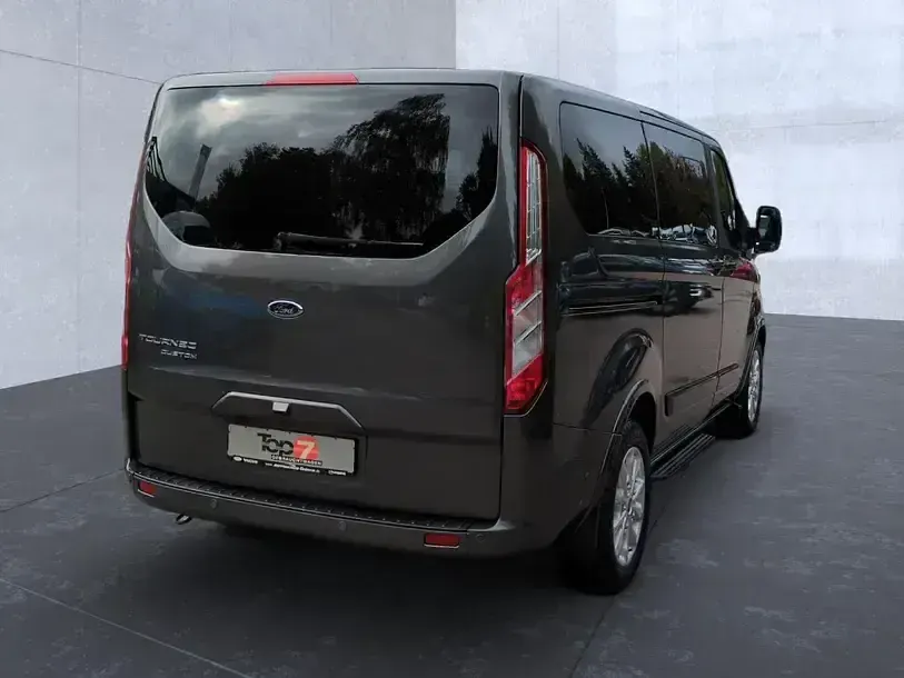 Gebraucht Ford Tourneo Custom Titanium X 170 PS (125 kW) 2023 Grau Van