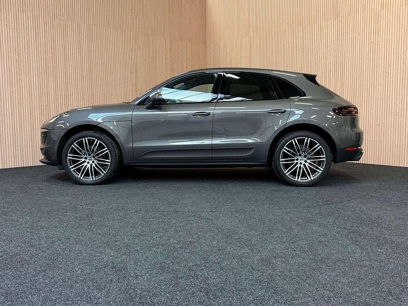 Gebraucht Porsche Macan Turbo 252 PS (185 kW) 2018 Grau SUV