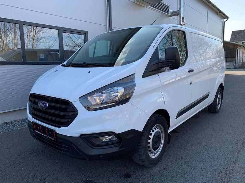 Gebraucht Ford Transit Custom Trend 131 PS (96 kW) 2021 Frostweiß Van / Kleinbus
