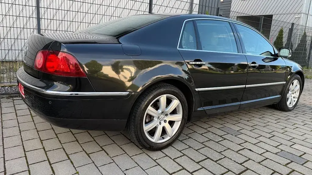 Gebraucht VW Phaeton 232 PS (170 kW) 2007 Tarantellaschwarz perleffekt Limousine
