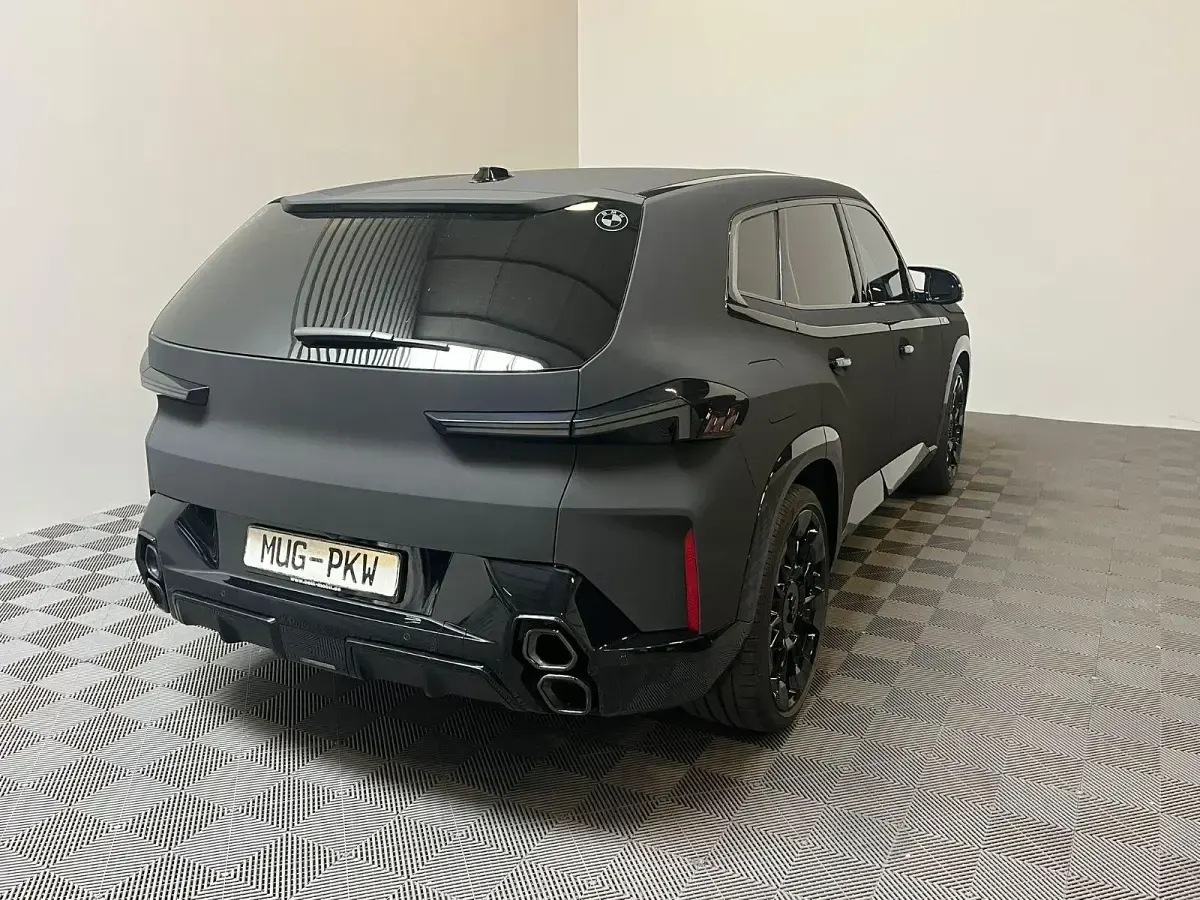 Gebraucht BMW XM Performance 653 PS (480 kW) 2024 Grau SUV