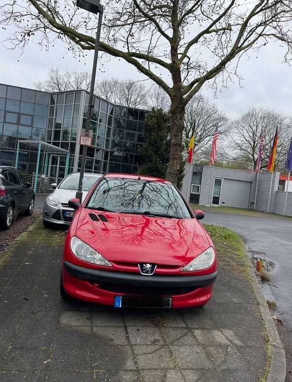 Gebraucht Peugeot 206 60 PS (44 kW) 2004 Rot Limousine