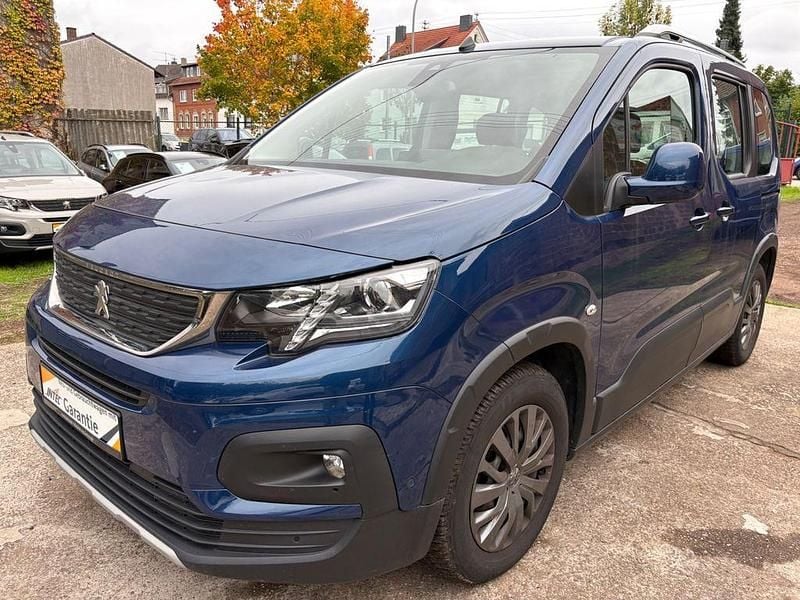 Blau Gebraucht 2019 Peugeot Rifter Allure Van / Kleinbus | 13.900 € (Superpreis) - Bild 1/4