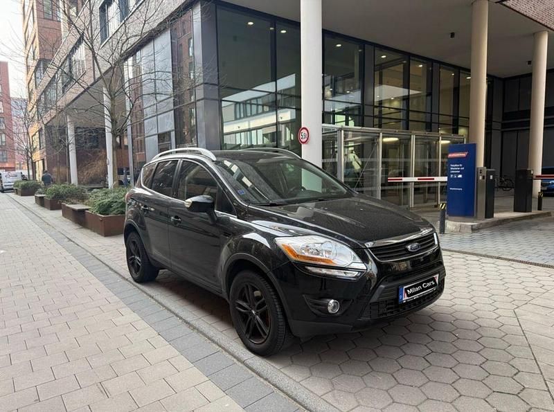 Gebraucht Ford Kuga Individual 140 PS (102 kW) 2012 Schwarz SUV