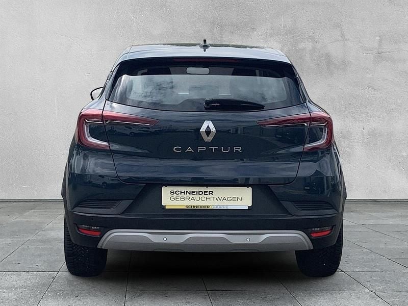 Usado Renault Captur Evolution 140 HP (102 kW) 2023 Azul SUV