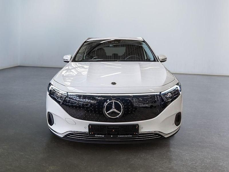 Gebraucht Mercedes EQA300 Progressive 167 kW (228 PS) 2024 Weiß unilack polarweiß SUV