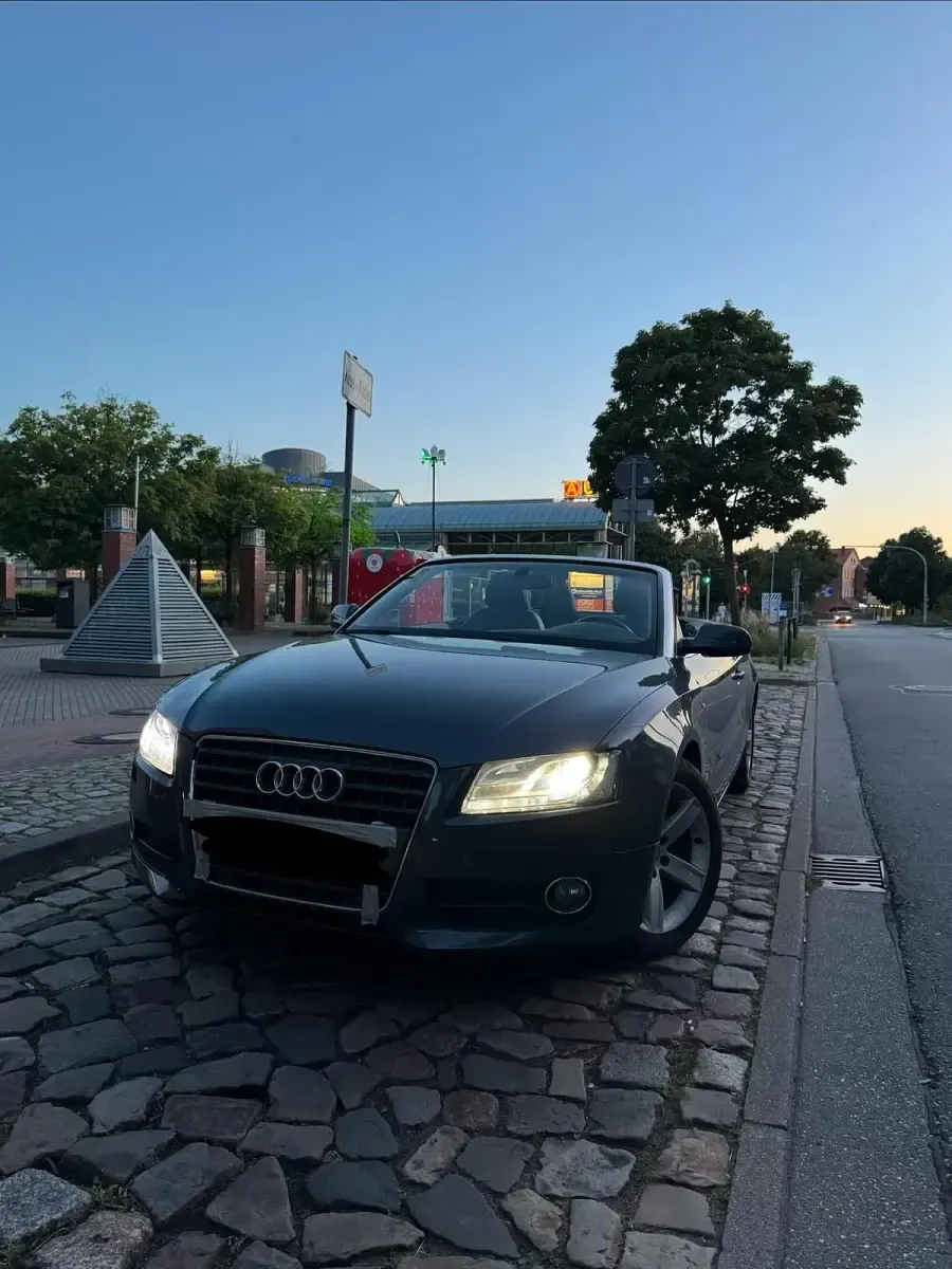 Gebraucht Audi A5 Cabriolet S-Line 177 PS (130 kW) 2009 Blau Cabrio
