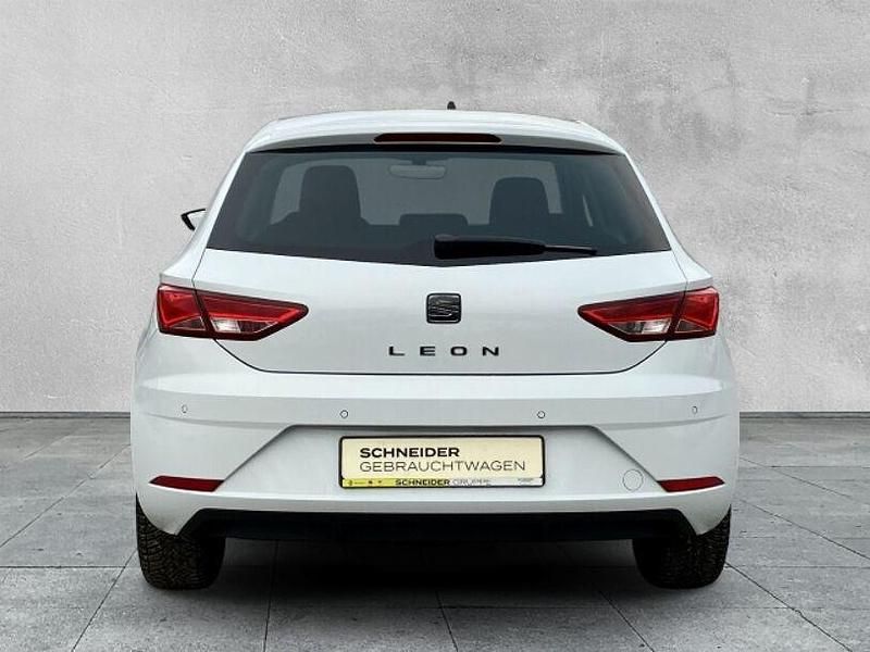 Gebraucht Seat Leon Style 131 PS (96 kW) 2019 Weiß Limousine