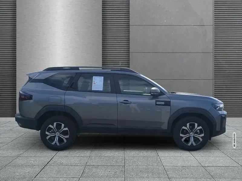 Gebraucht Dacia Bigster Expression 140 PS (102 kW) 2025 Metallic SUV