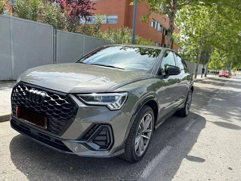 Grau Gebraucht 2020 Audi Q3 S-Line SUV | 22.999 € (Superpreis) - Bild 1/4