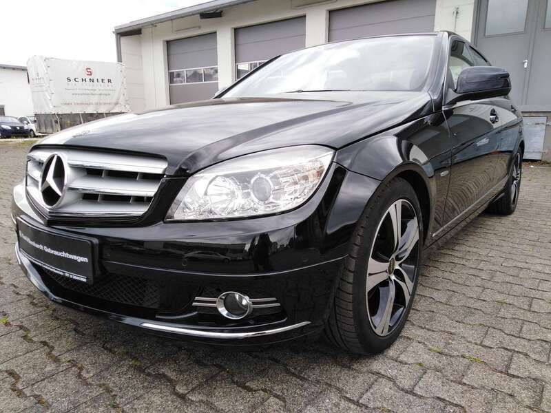 Obsidianschwarz metalliclack Gebraucht 2008 Mercedes C200 Limousine | 5.899 € (Fairer Preis) - Bild 1/4