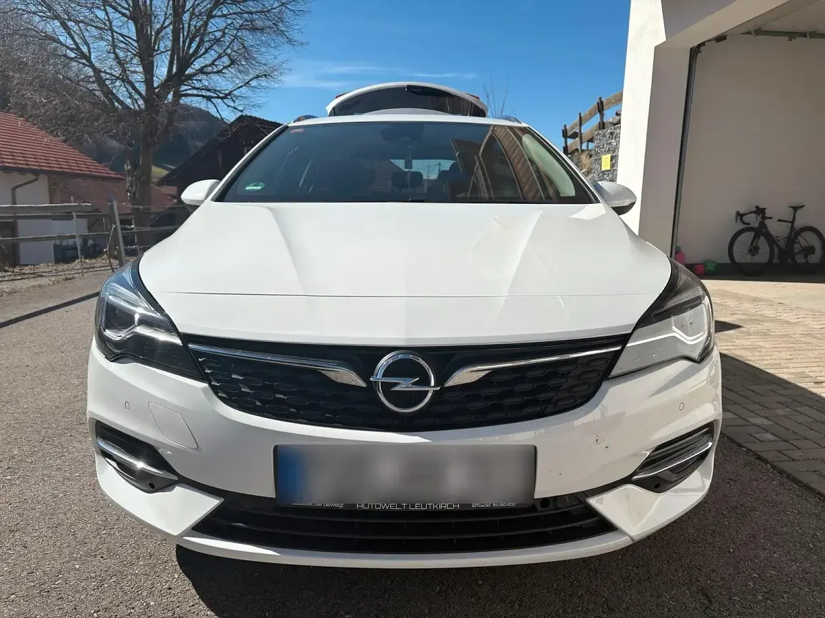 Gebraucht Opel Astra 105 PS (77 kW) 2021 Weiß Kombi