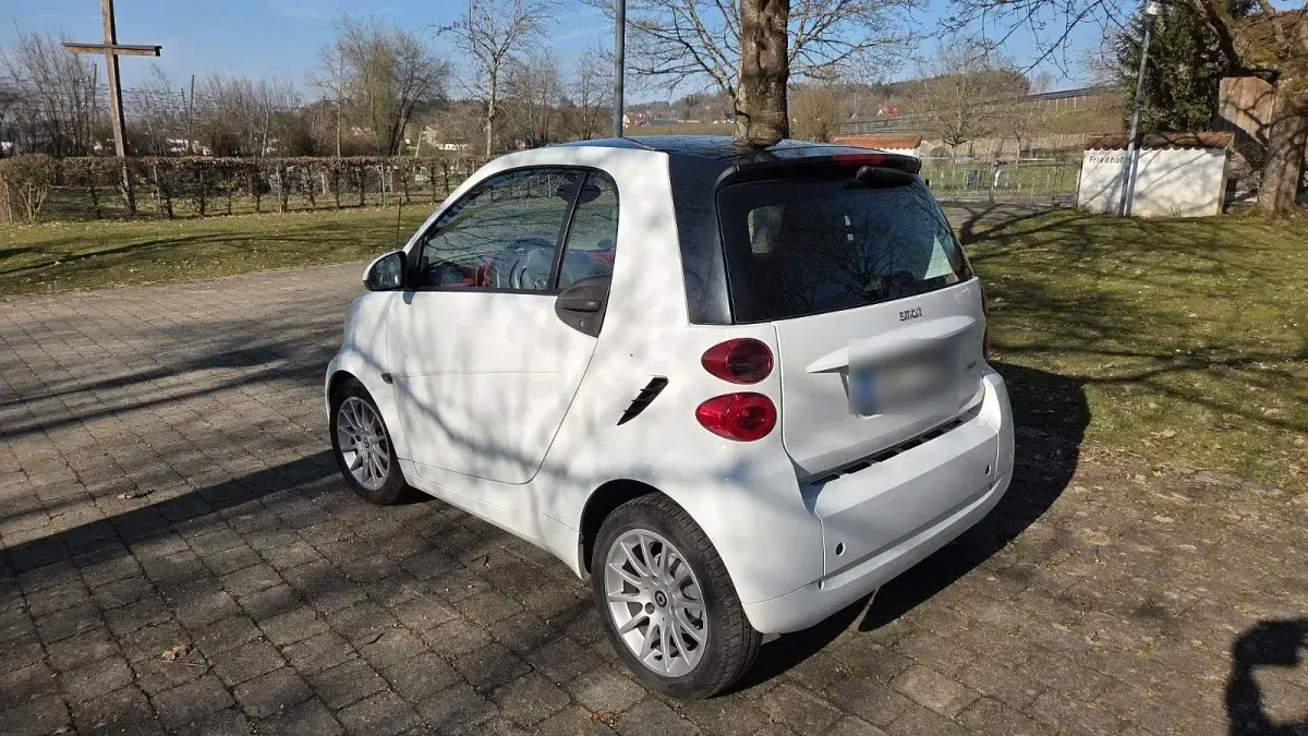 Używany Smart ForTwo Coupé 71 KM (52 kW) 2011 Biały Coupe