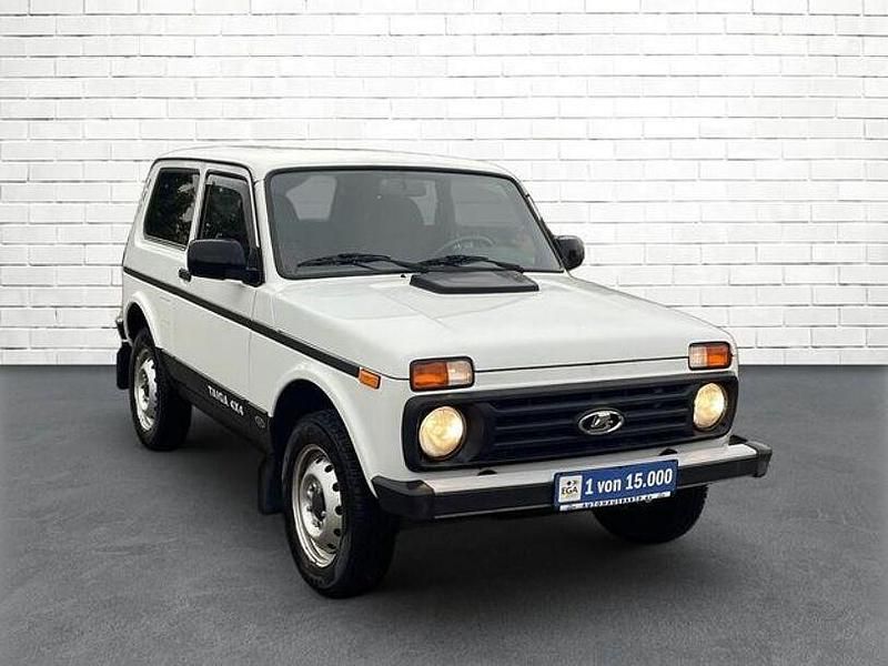 Gebraucht Lada Taiga 83 PS (61 kW) 2020 Weiß SUV