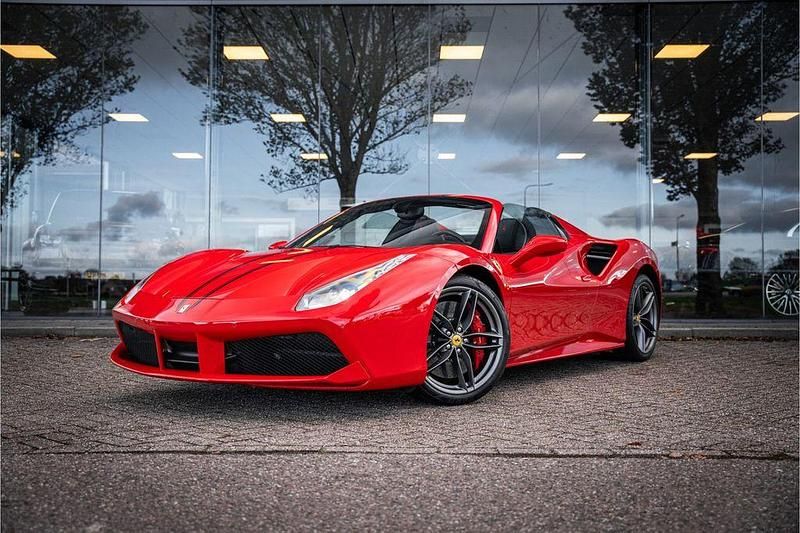 Gebraucht Ferrari 488 672 PS (494 kW) 2017 Rot Cabrio