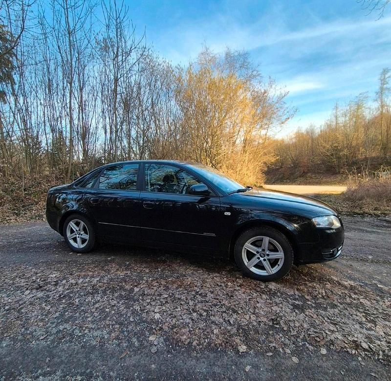Gebraucht Audi A4 116 PS (85 kW) 2007 Schwarz Limousine