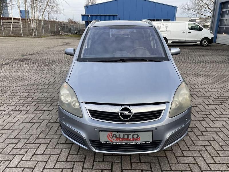 Gebraucht Opel Zafira Edition 94 PS (69 kW) 2007 Silber Van / Kleinbus
