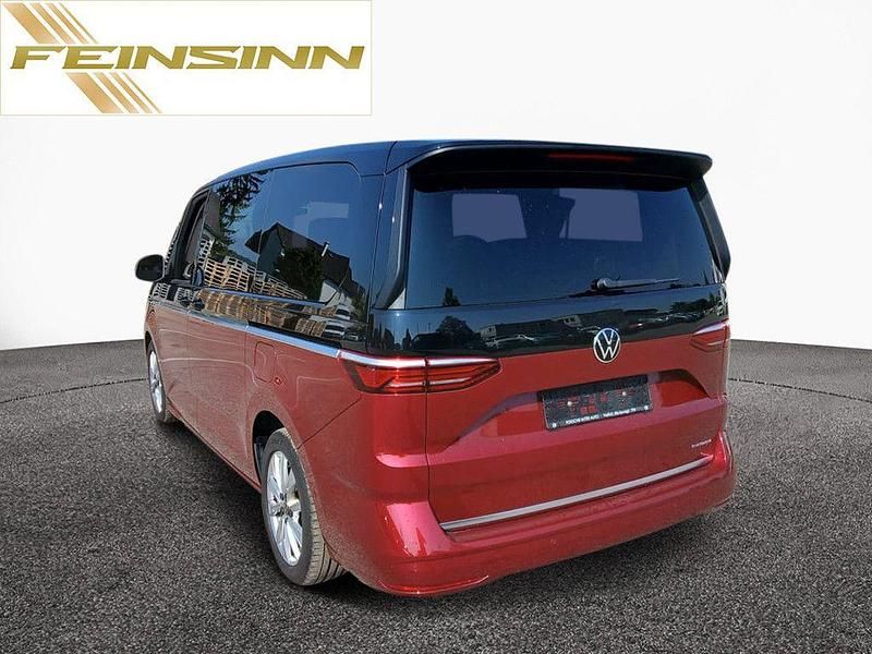 Second-hand VW Multivan Style 150 CP (110 kW) 2023 Negru Monovolum