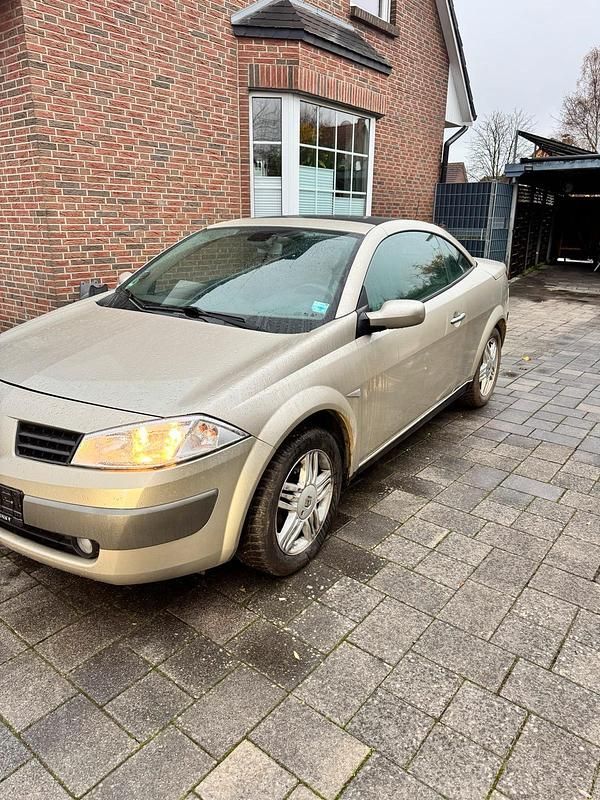 Beige Gebraucht 2004 Renault Mégane Cabriolet Cabrio | 1.100 € (Guter Preis) - Bild 1/4