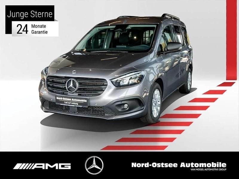 Chromitgrau metallic Gebraucht 2024 Mercedes Citan 113 Kombi | 28.490 € (Teuer) - Bild 1/4