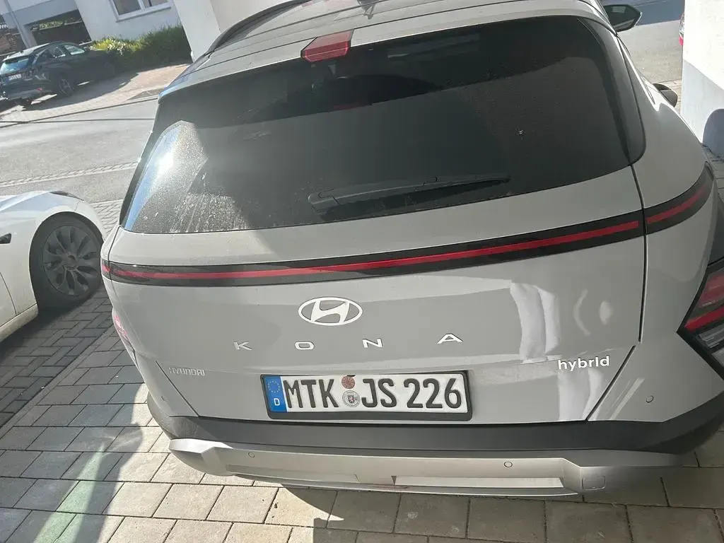 Gebraucht Hyundai Kona Trend 102 PS (75 kW) 2025 Grau SUV