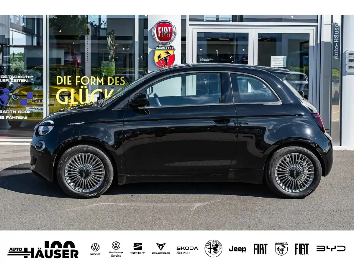Gebraucht Fiat 500e Icon 86 kW (118 PS) 2022 Schwarz Kleinwagen