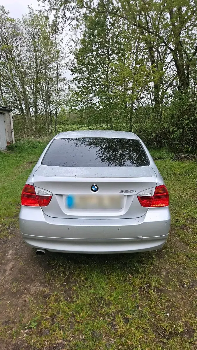 Używany BMW 320 150 KM (110 kW) 2005 Szary Sedan/Limuzyna
