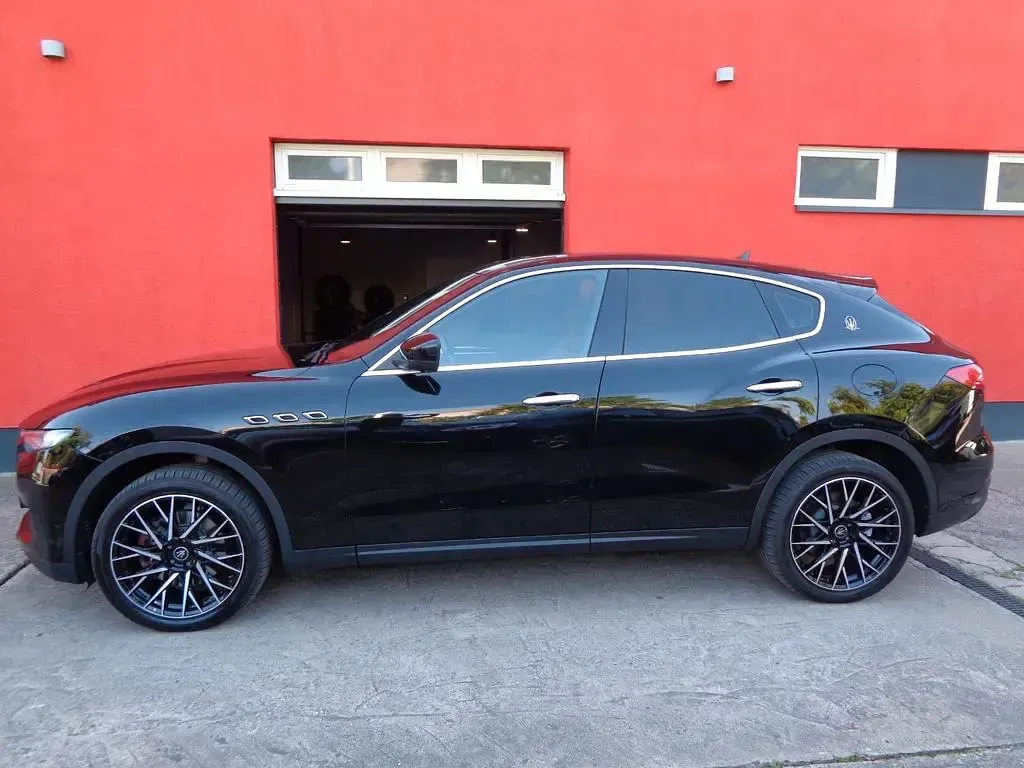 Gebraucht Maserati Levante 275 PS (202 kW) 2018 Schwarz SUV