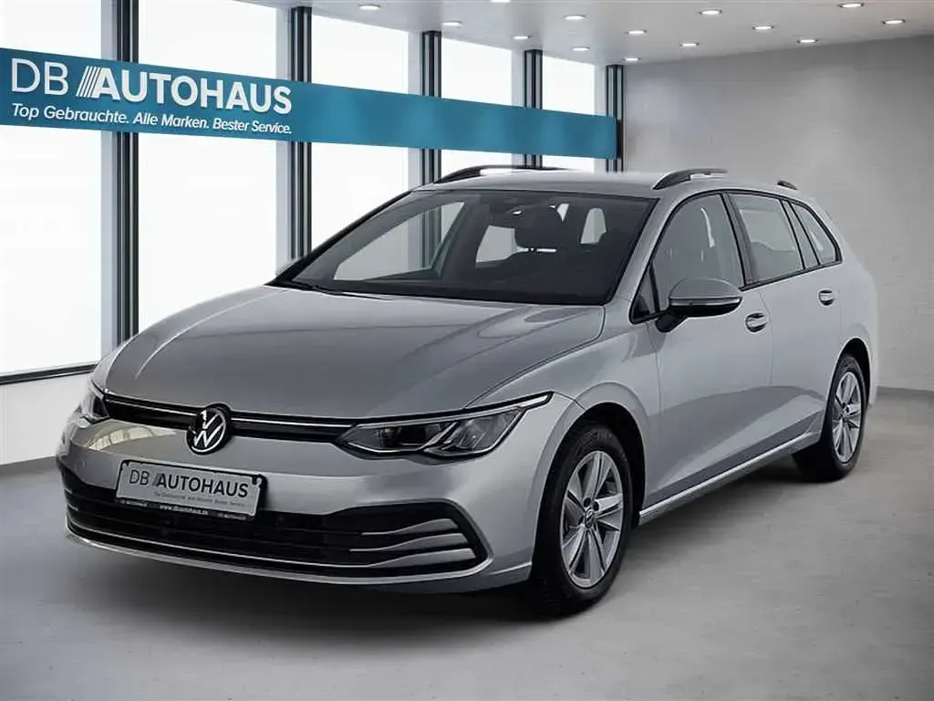 Gebraucht VW Golf VIII Life 110 PS (80 kW) 2024 Kombi