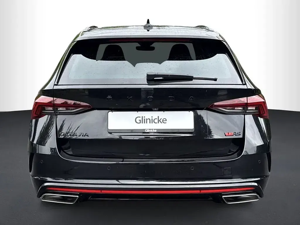 Gebraucht Skoda Octavia RS 245 PS (180 kW) 2024 Schwarzmagic perleffekt Kombi