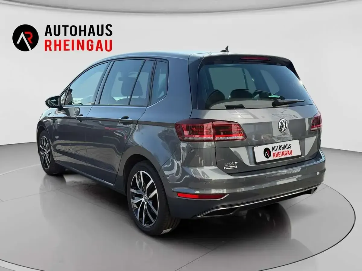 Usata VW Golf 150 CV (110 kW) 2020 Grigio Monovolume