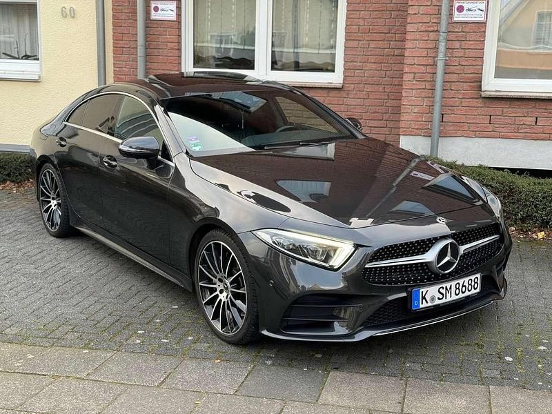 Grau Gebraucht 2019 Mercedes CLS300 Edition 1 Coupé | 39.900 € (Fairer Preis) - Bild 1/4