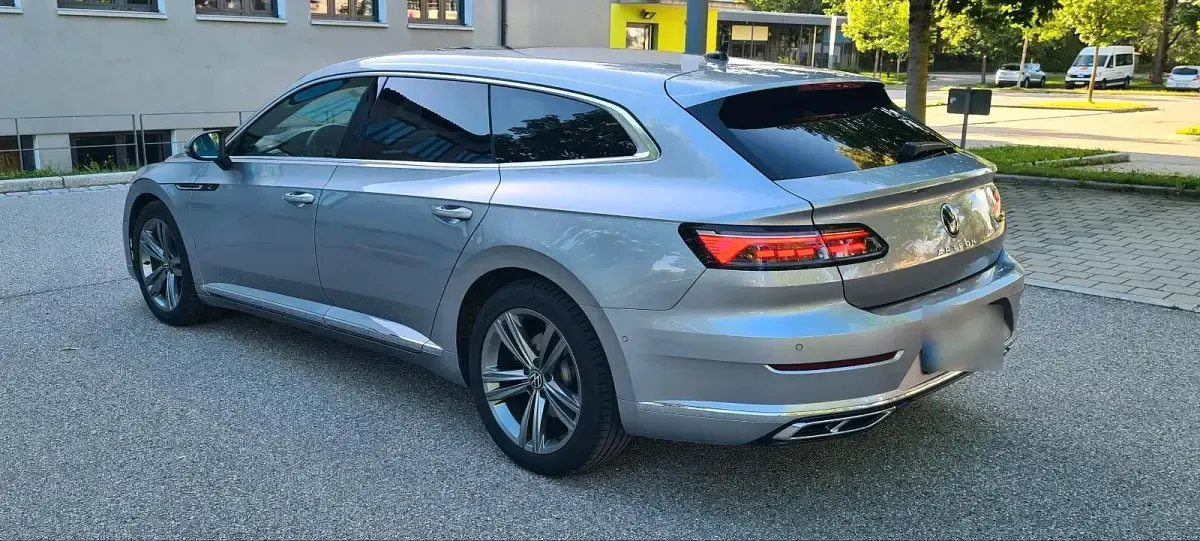 Gebraucht VW Arteon R-line 150 PS (110 kW) 2022 Silber Kombi