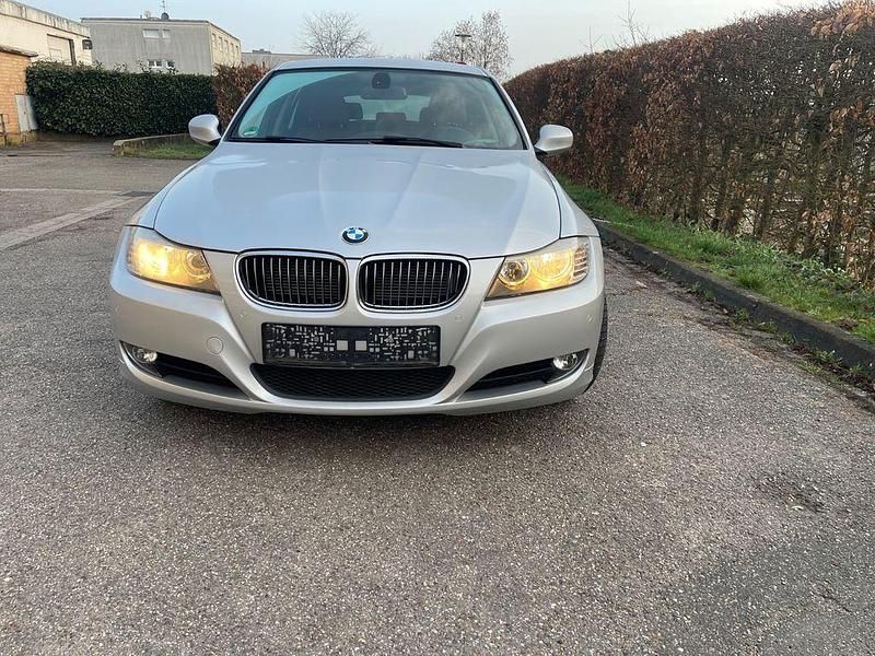 Second-hand BMW 325 Performance 218 CP (160 kW) 2011 Argintiu Break