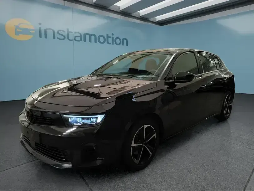 Gebraucht Opel Astra 131 PS (96 kW) 2025 Schwarz Kleinwagen