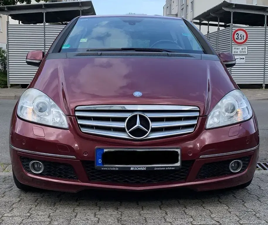 Gebraucht Mercedes A170 Avantgarde 116 PS (85 kW) 2008 Rot Van / Kleinbus
