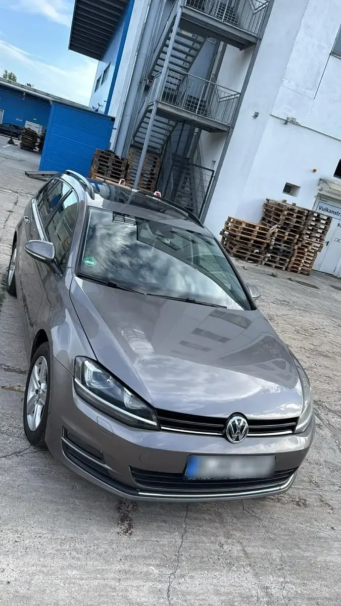 Gebraucht VW Golf VII 150 PS (110 kW) 2015 Gold Kombi