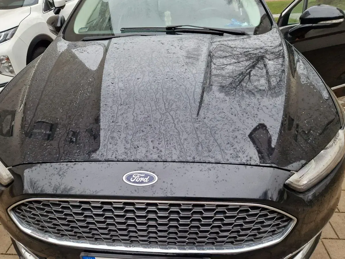 Używany Ford Mondeo Vignale 239 KM (175 kW) 2016 Czarny Kombi
