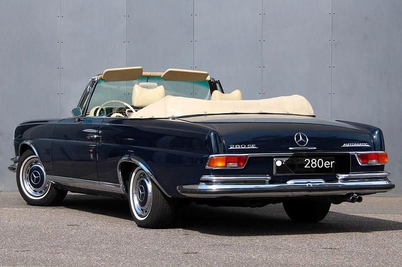 Gebraucht Mercedes 280 160 PS (117 kW) 1970 Blau Cabrio